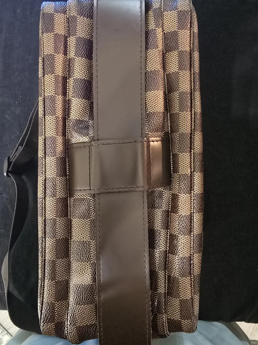 Louis Vuitton Damier Ebene Canvas Messenger Bag